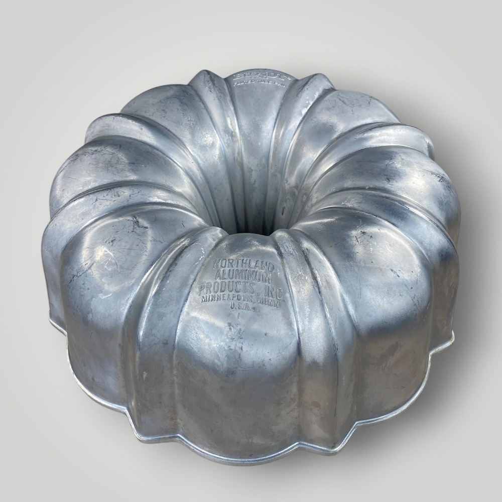 Bundt Cake Pan Northland Aluminum Original Bundt Trademark USA Vintage - Picture 4 of 6